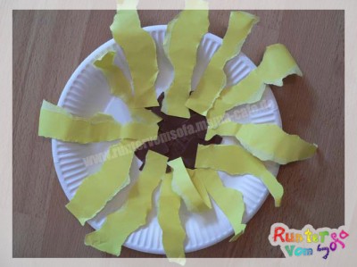 Schnippselblume-(8) Schnippselblume-(8)
